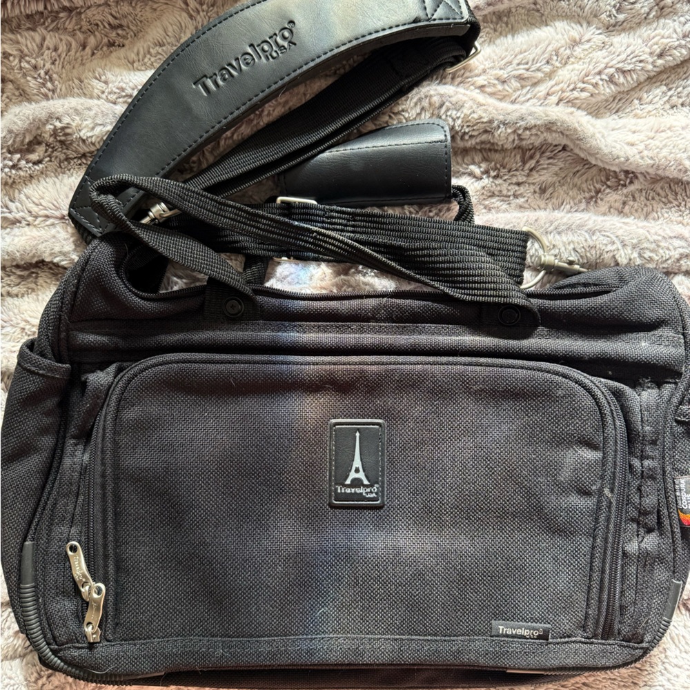 Travelon Black Travel Bag